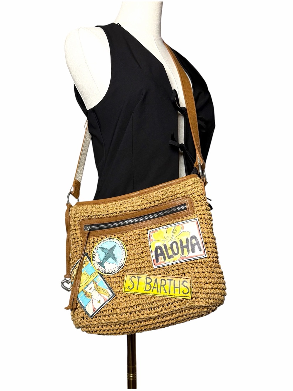 Brighton Fashionista Jet Travel bag crocheted jute design themed travel patches